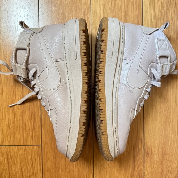 Nike Air Force 1 Utility 2.0 for Women in Fossil Stone Size 9 - Picture 4 of 9